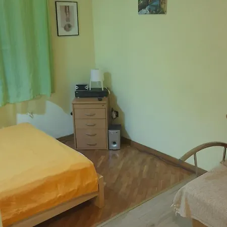 Vracar Krunska Jamiva * Belgrado